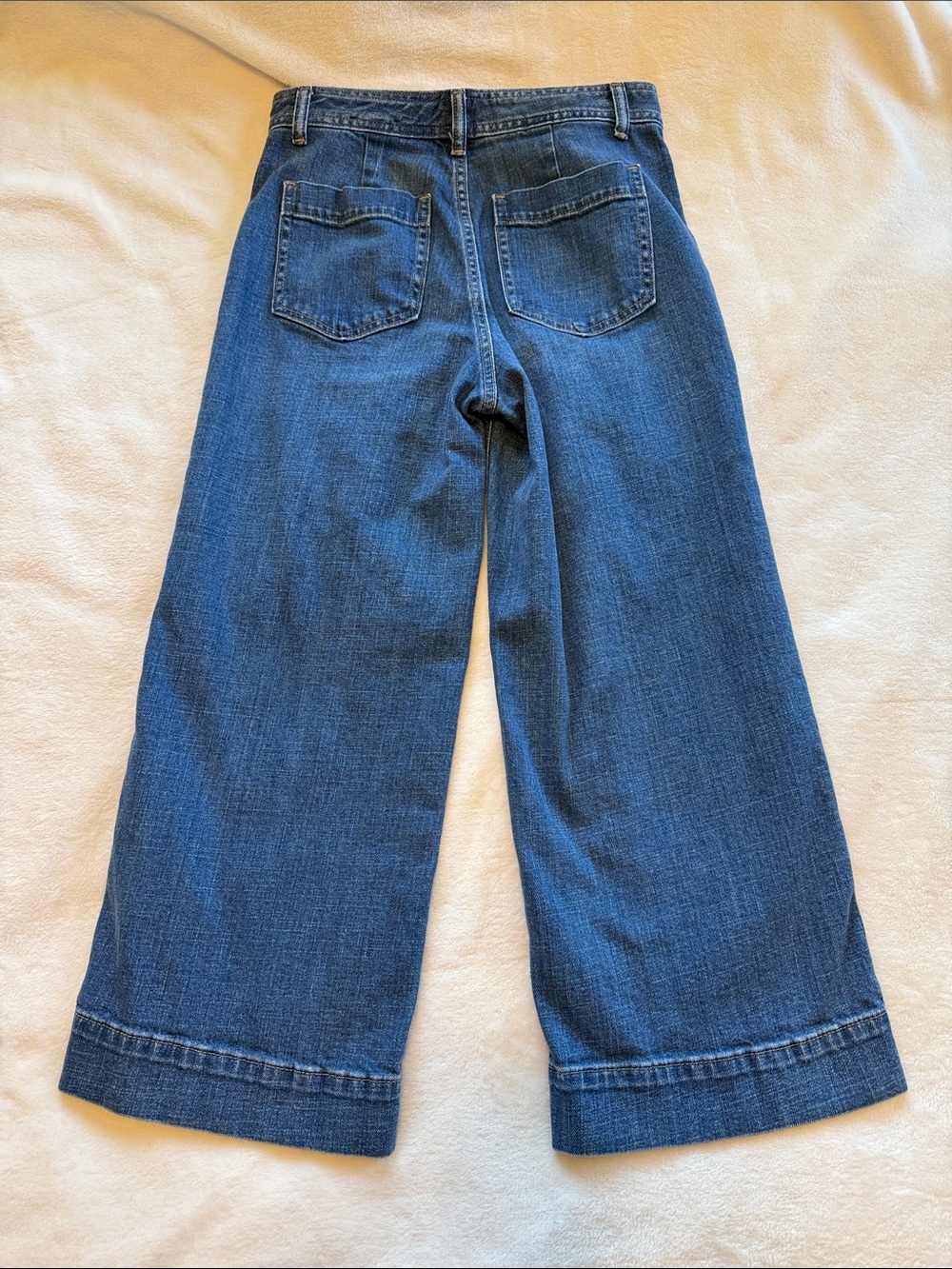 GAP High Rise Wide Leg Cropped Jean - Picture 5 of 12